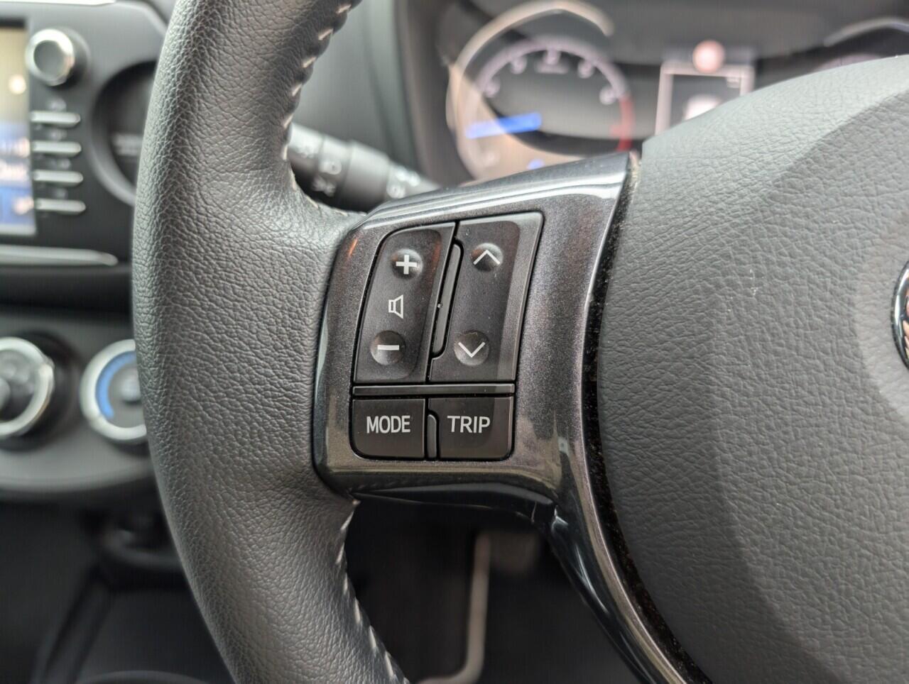 Used Toyota Yaris 2019 for sale - 76425144: Photo 18