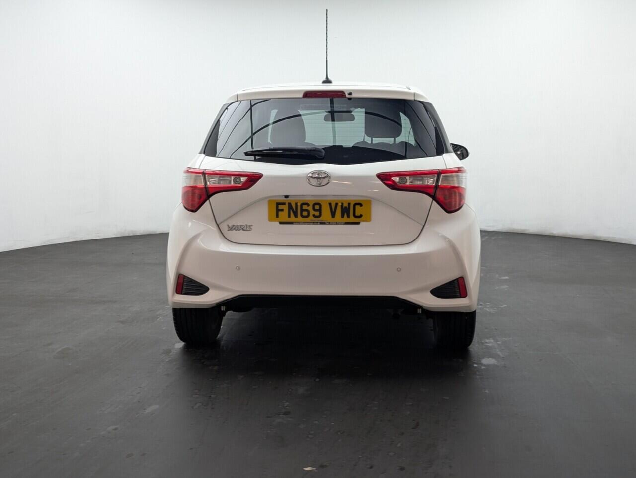 Used Toyota Yaris 2019 for sale - 76425144: Photo 7