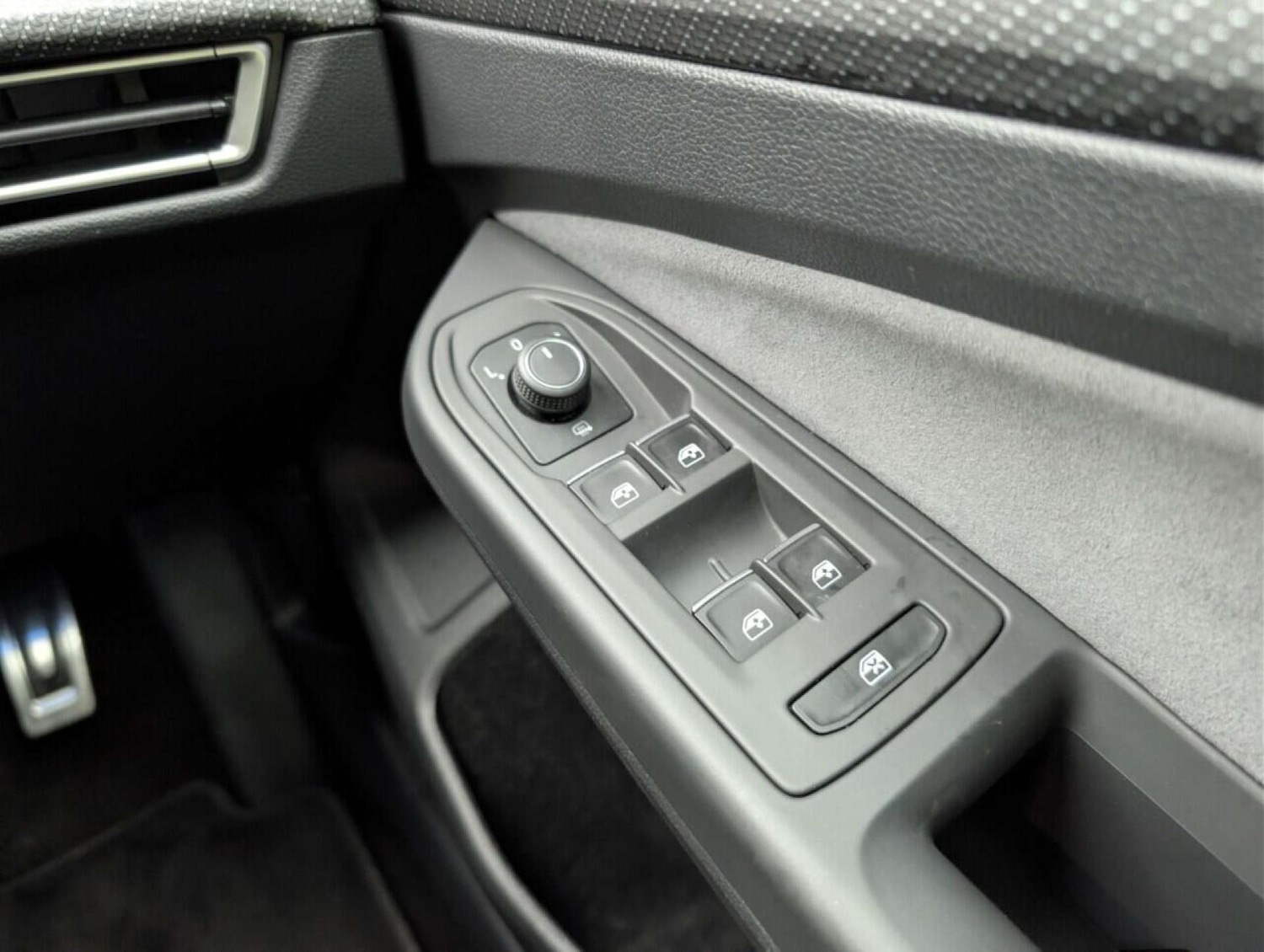 Used Volkswagen Golf 2023 for sale - 78078323: Photo 26