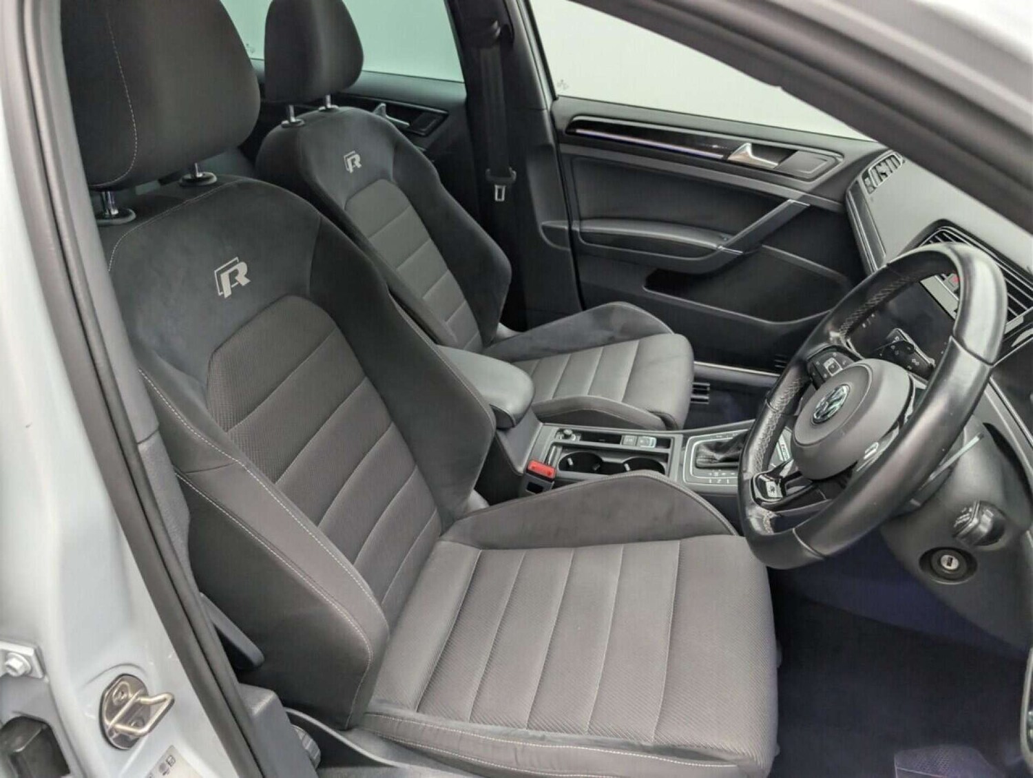 Used Volkswagen Golf 2019 for sale - 77713483: Photo 12