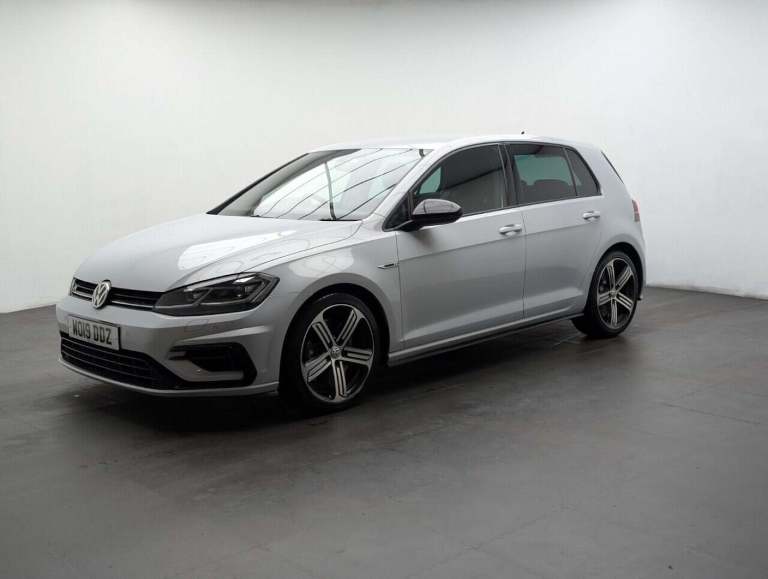 Used Volkswagen Golf 2019 for sale - 77713483: Photo 4