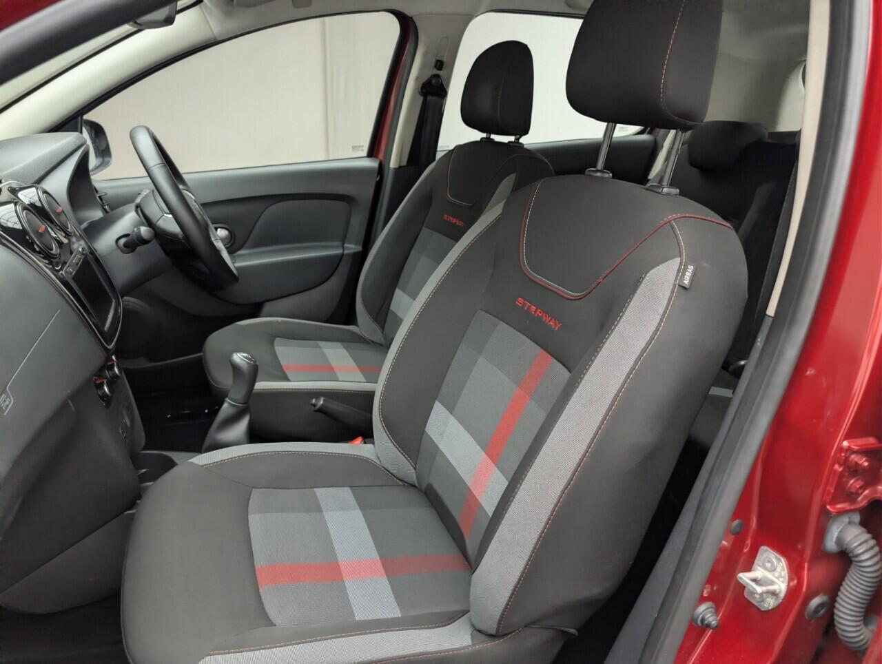 Used Dacia Sandero Stepway 2019 for sale - 77081402: Photo 28