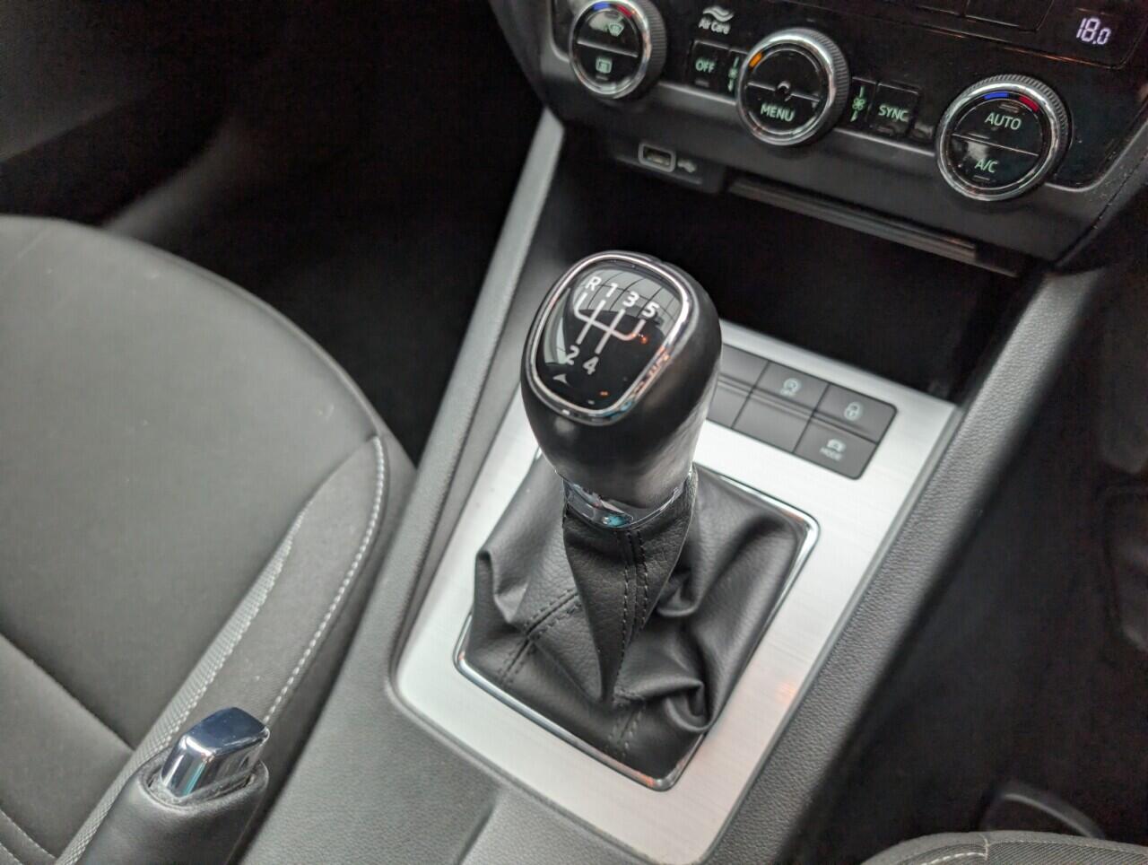 Used Skoda Octavia 2019 for sale - 76446423: Photo 17