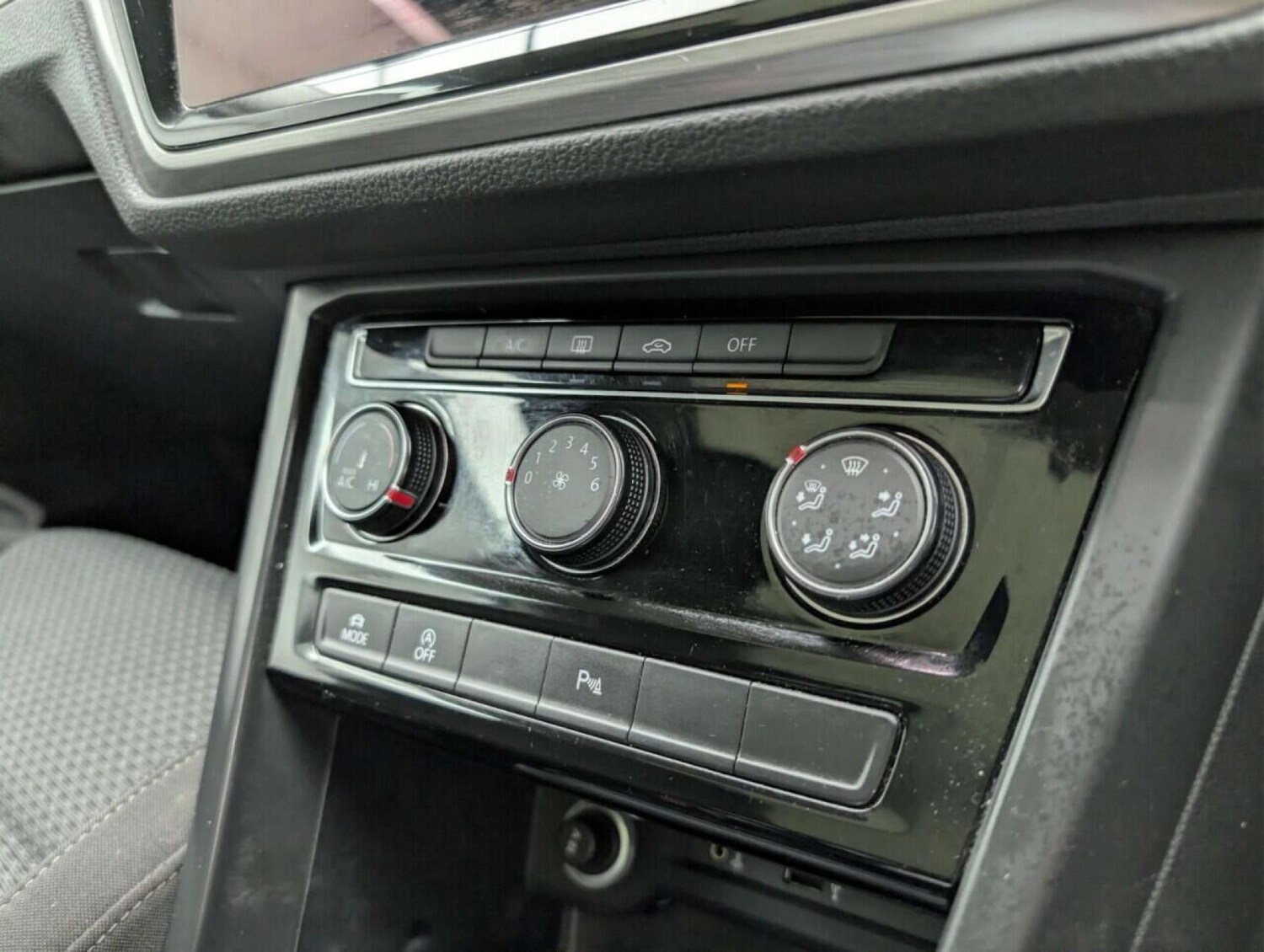 Used Volkswagen Touran 2018 for sale - 77714349: Photo 15