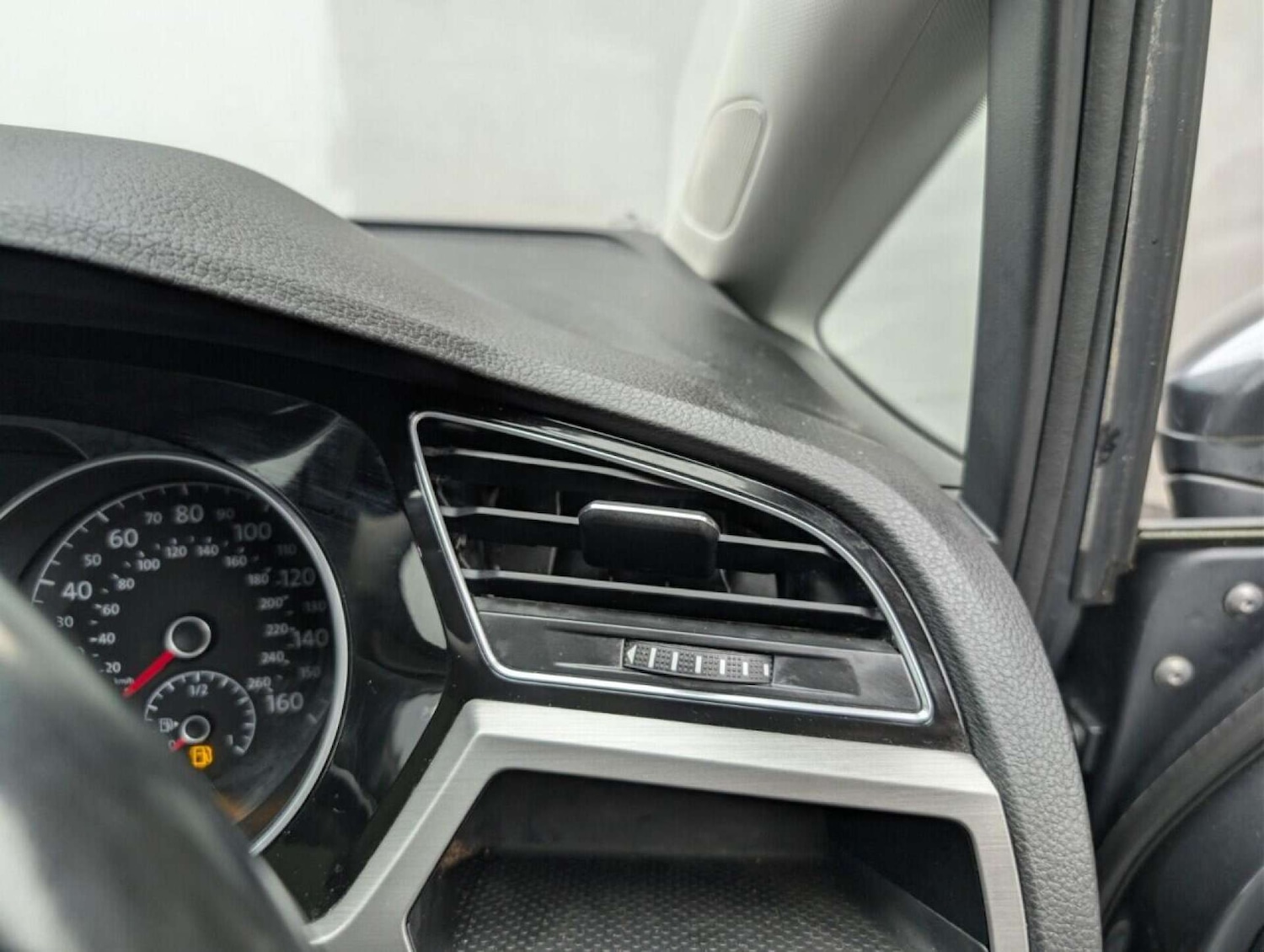 Used Volkswagen Touran 2018 for sale - 77714349: Photo 18