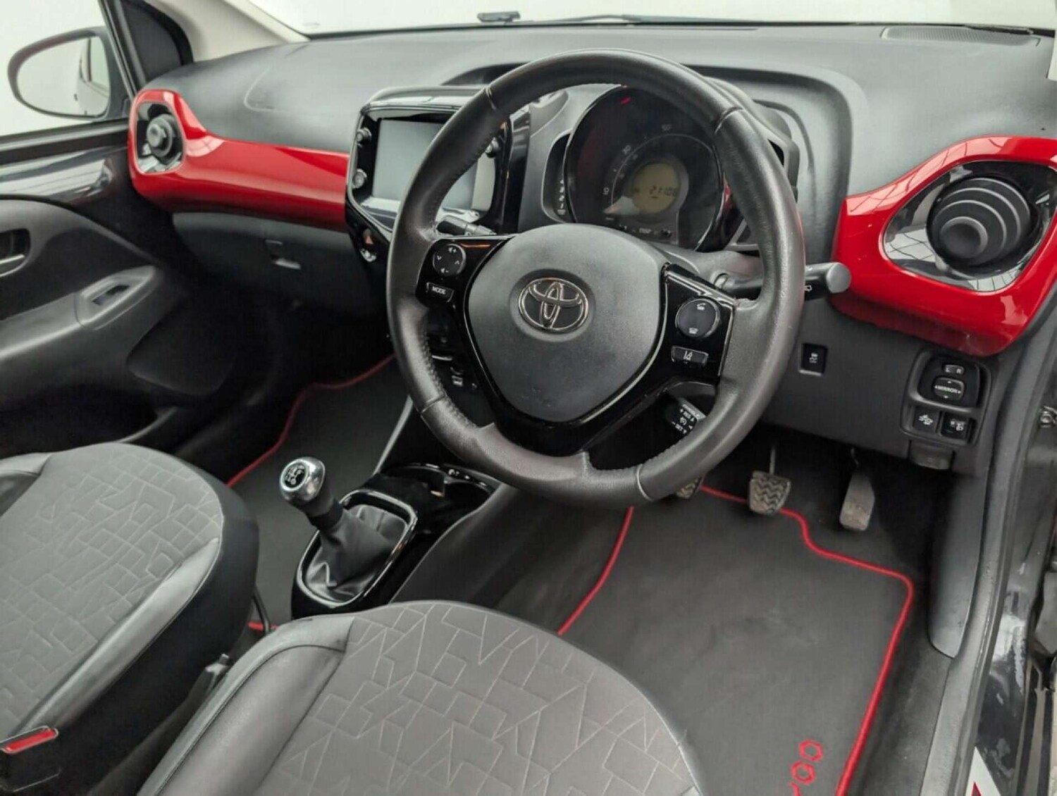 Used Toyota AYGO 2021 for sale - 77713479: Photo 11