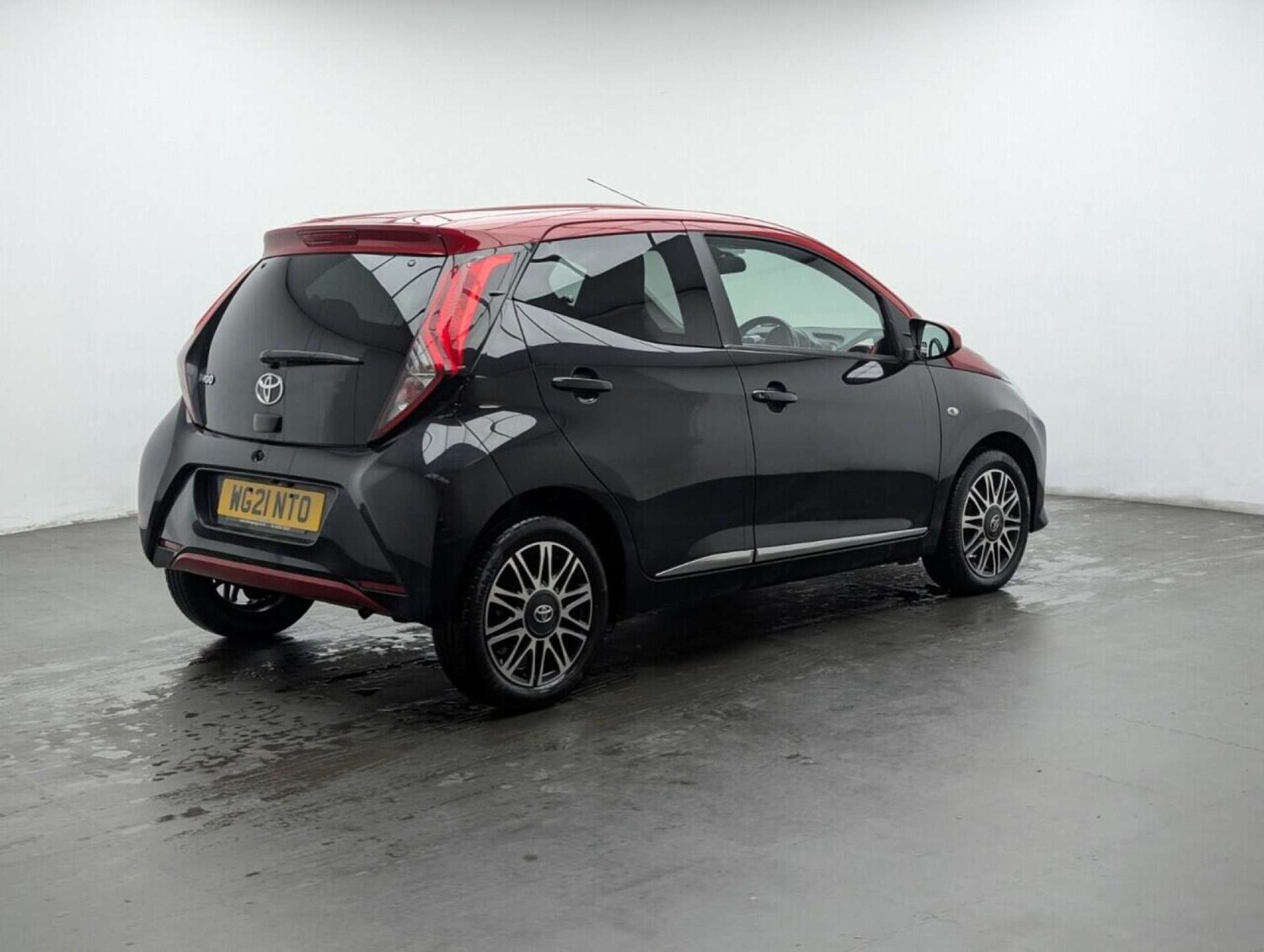 Used Toyota AYGO 2021 for sale - 77713479: Photo 8