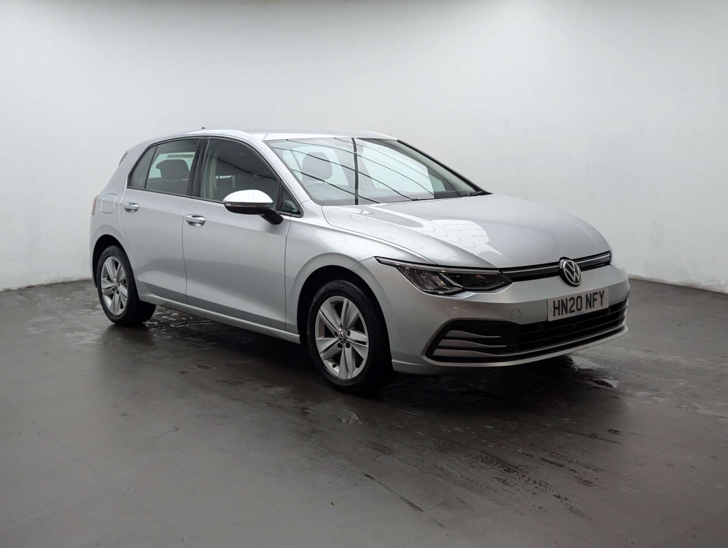 Used Volkswagen Golf 2020 for sale - 77903069: Photo 2