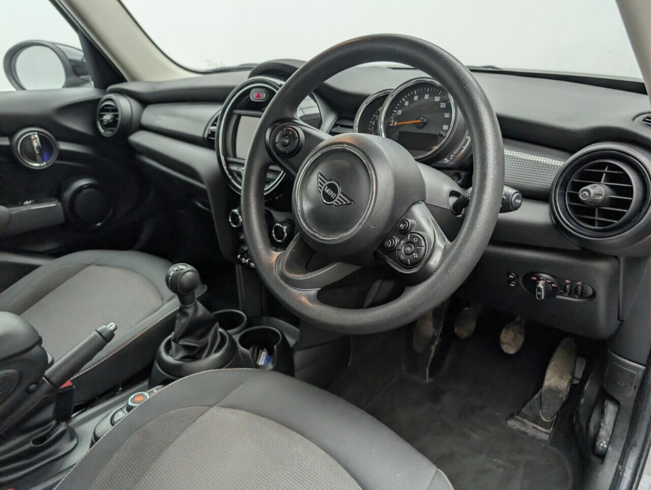Used MINI Hatch 2020 for sale - 77456333: Photo 10