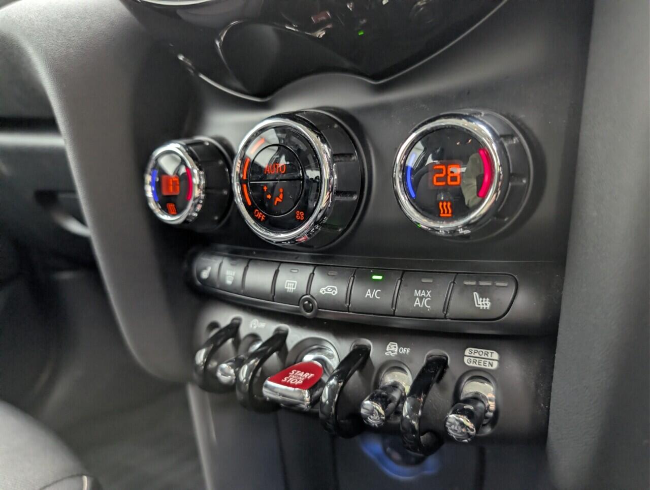 Used MINI Hatch 2020 for sale - 77456333: Photo 14