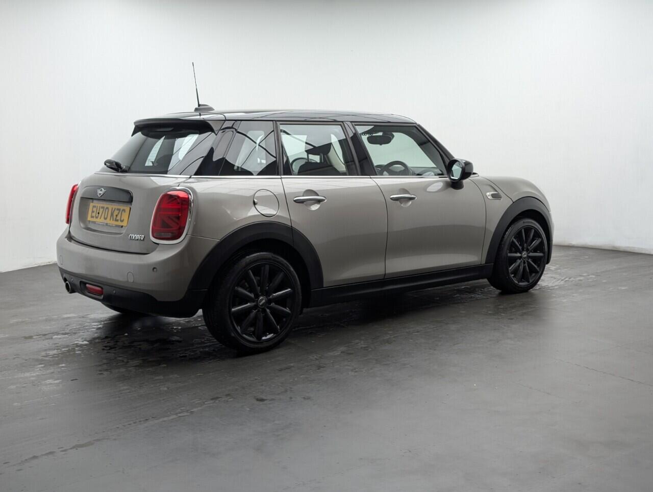 Used MINI Hatch 2020 for sale - 77456333: Photo 7
