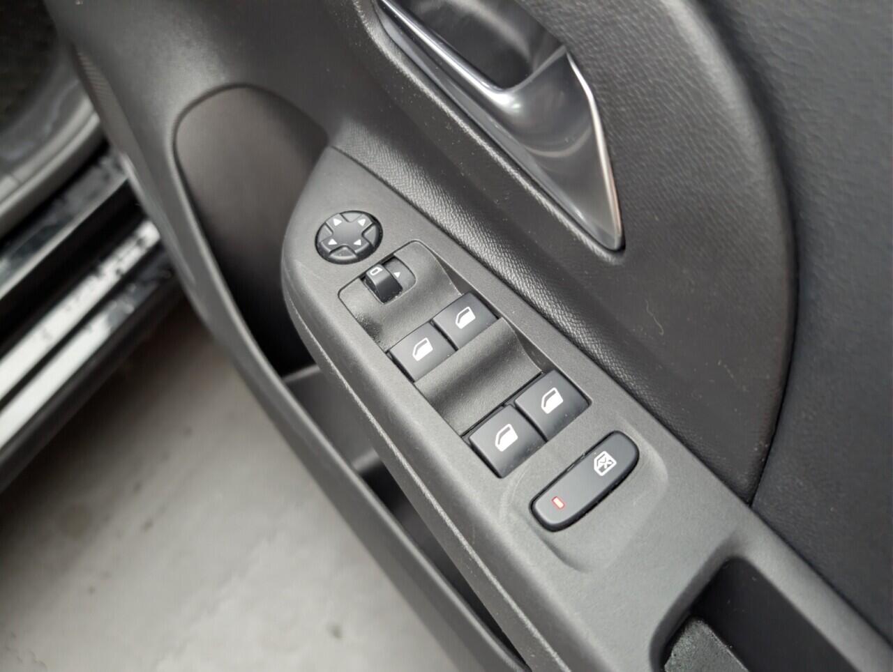 Used Vauxhall Corsa 2021 for sale - 76550711: Photo 19