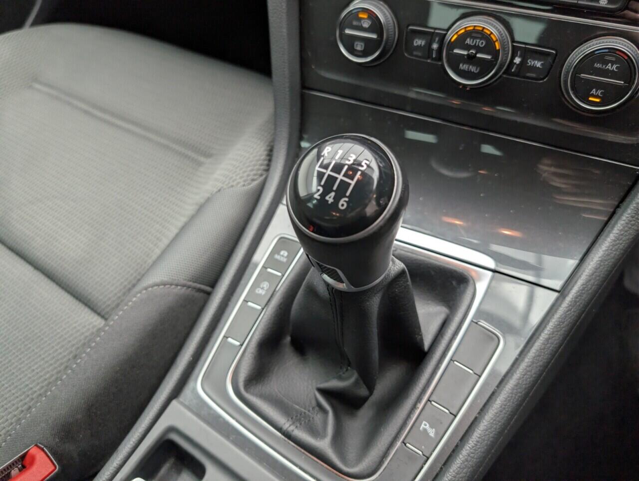 Used Volkswagen Golf 2020 for sale - 76727189: Photo 16