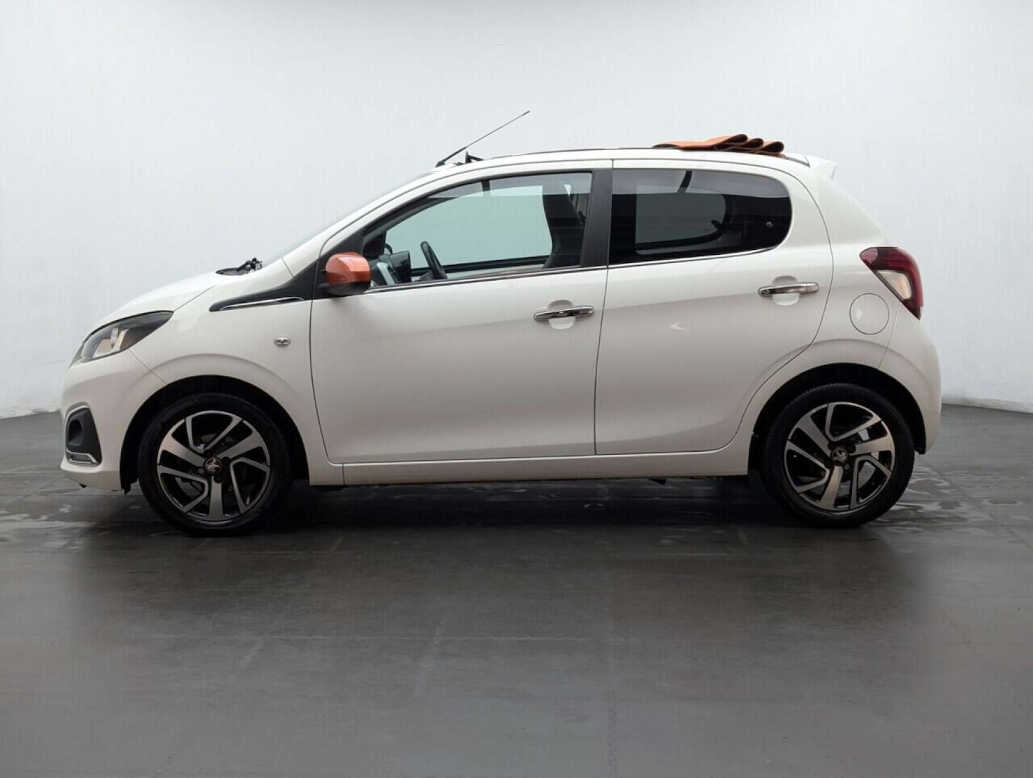 Used Peugeot 108 2018 for sale - 77713520: Photo 5