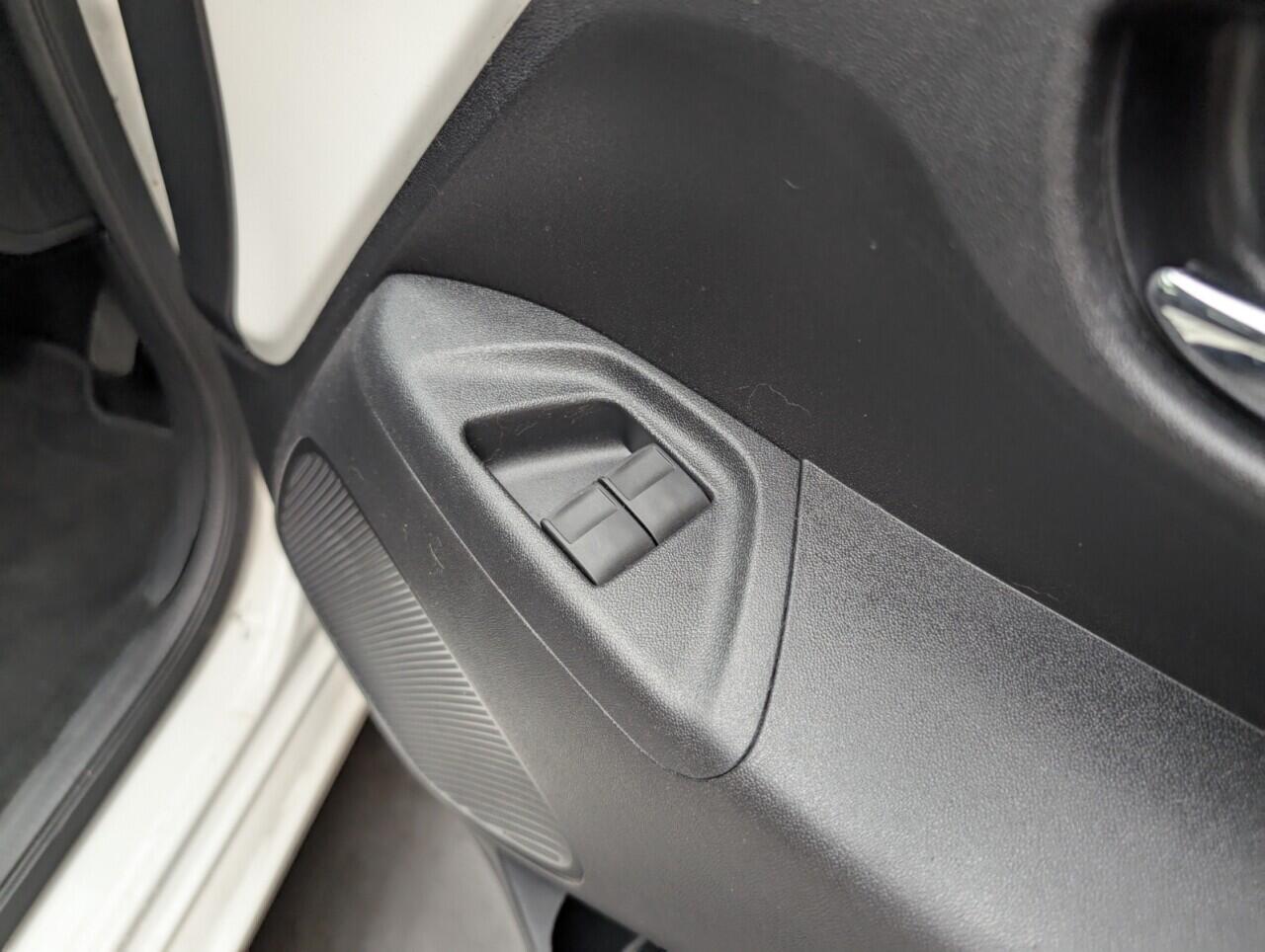 Used Toyota AYGO 2018 for sale - 76424338: Photo 22