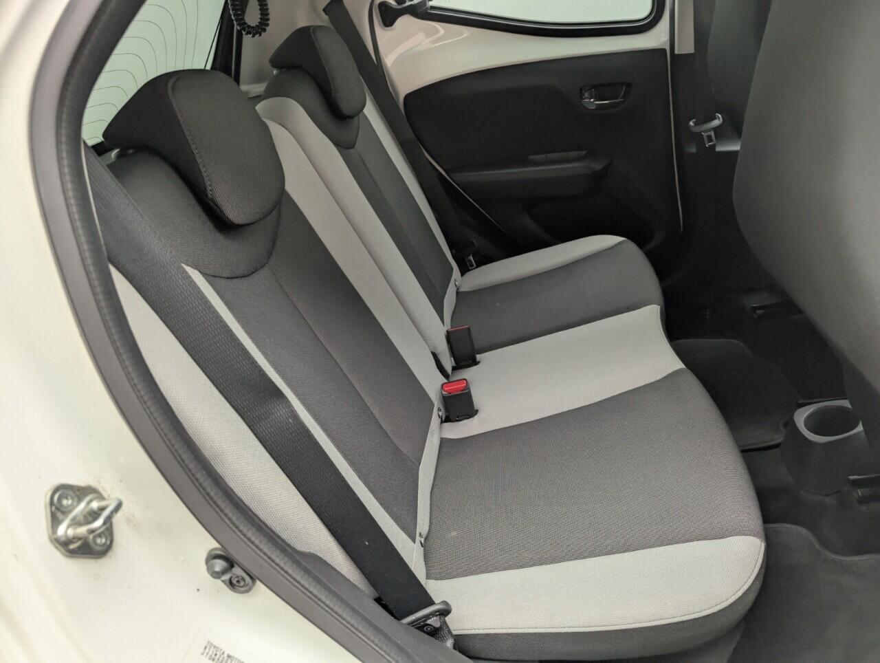 Used Toyota AYGO 2018 for sale - 76424338: Photo 25