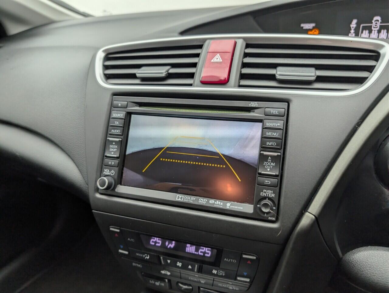 Used Honda Civic 2015 for sale - 76607593: Photo 15