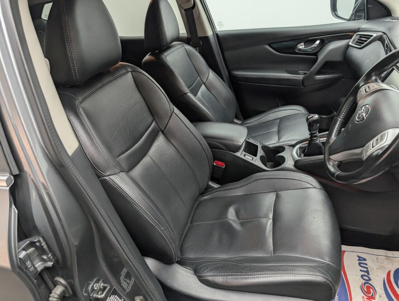 Used Nissan Qashqai 2017 for sale - 76424340: Photo 12