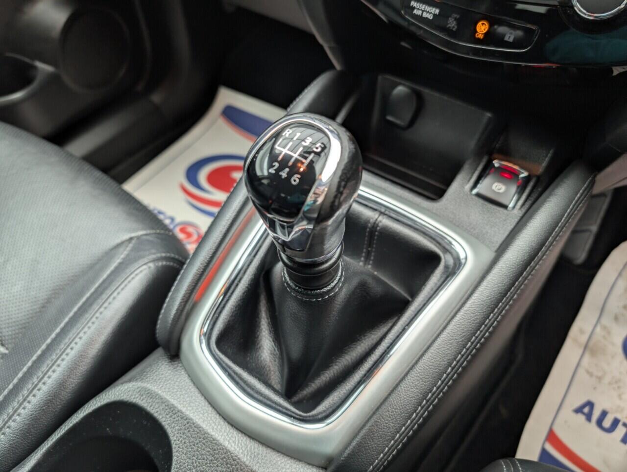 Used Nissan Qashqai 2017 for sale - 76424340: Photo 17