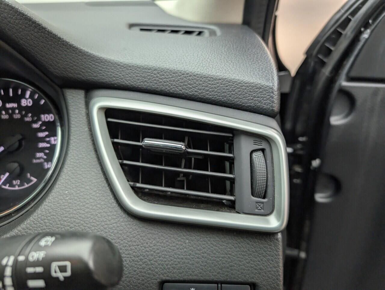 Used Nissan Qashqai 2017 for sale - 76424340: Photo 21