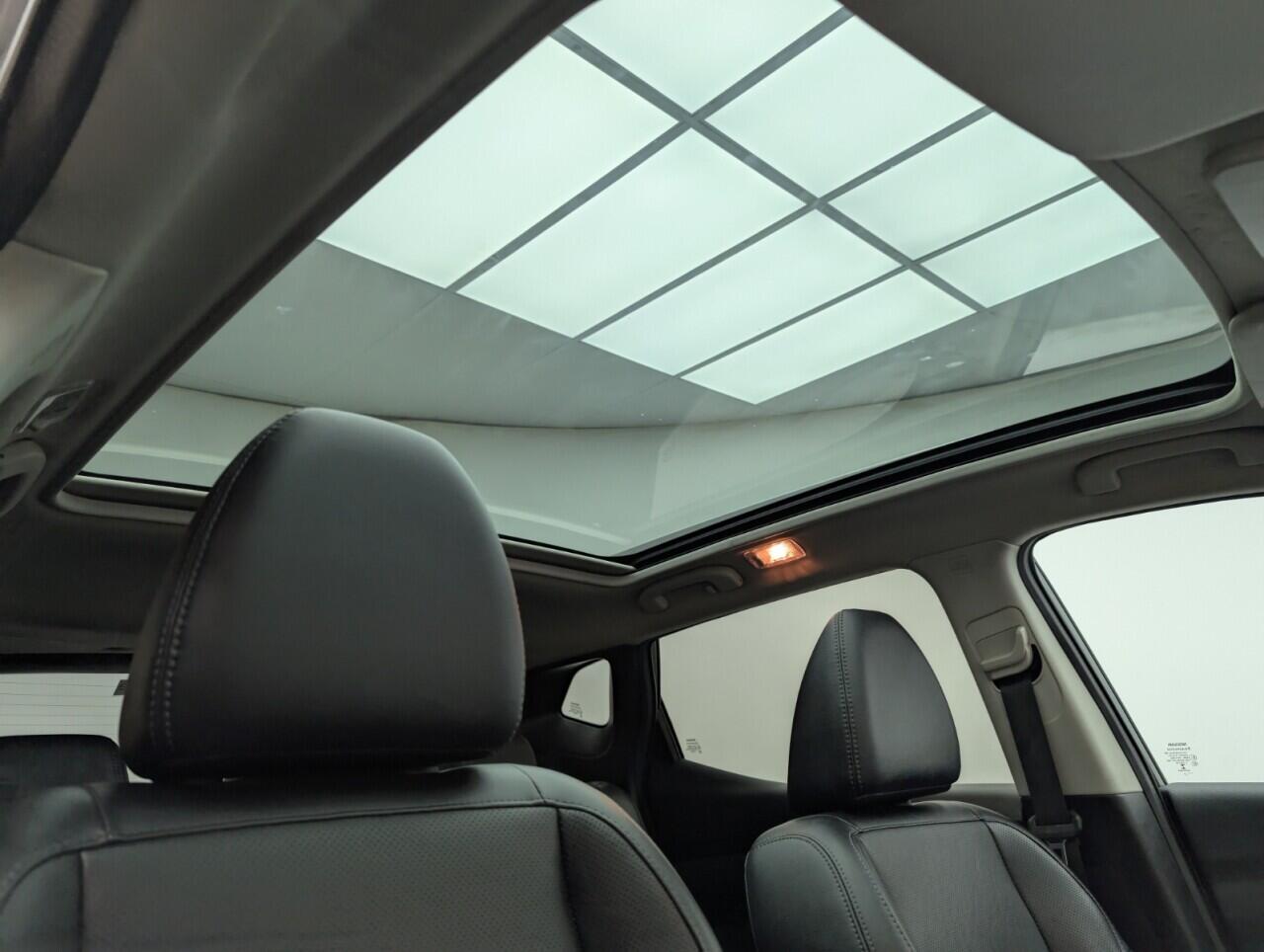 Used Nissan Qashqai 2017 for sale - 76424340: Photo 25