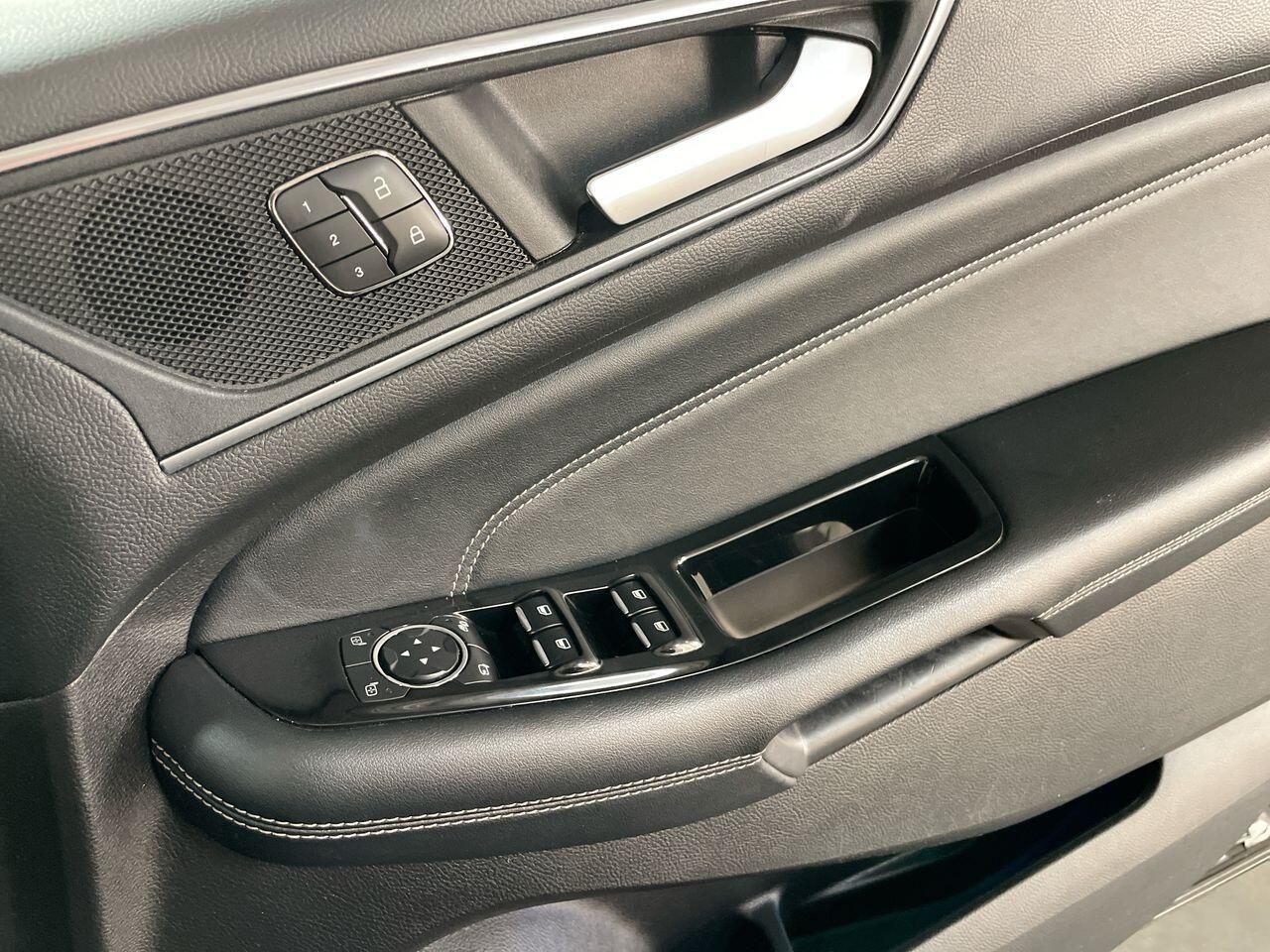 Used Ford Edge 2017 for sale - 77190977: Photo 27