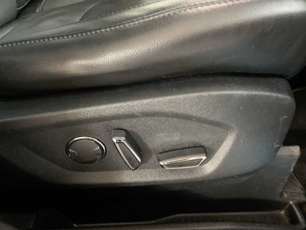 Used Ford Edge 2017 for sale - 77190977: Photo 29