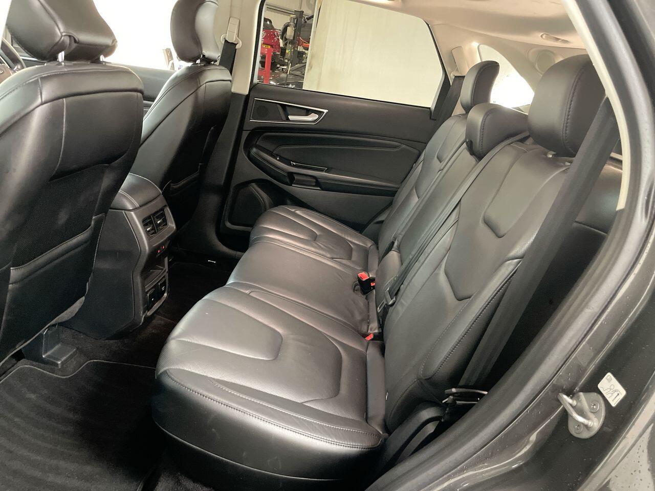 Used Ford Edge 2017 for sale - 77190977: Photo 37