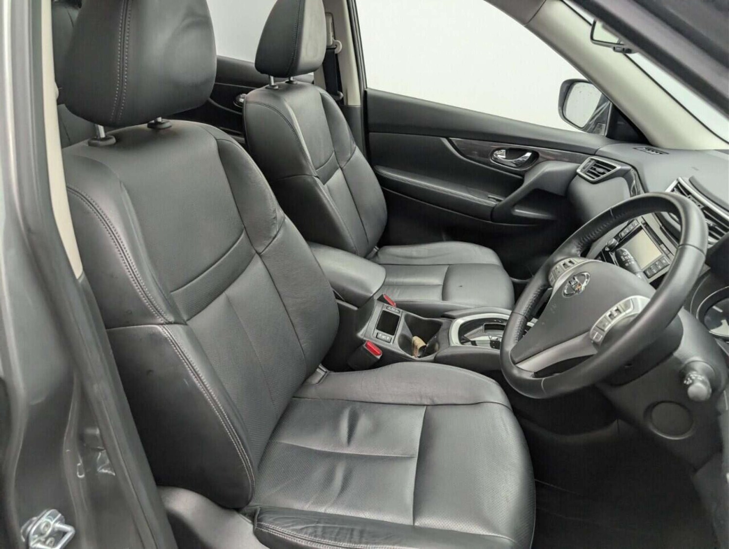 Used Nissan X-Trail 2017 for sale - 77714227: Photo 12