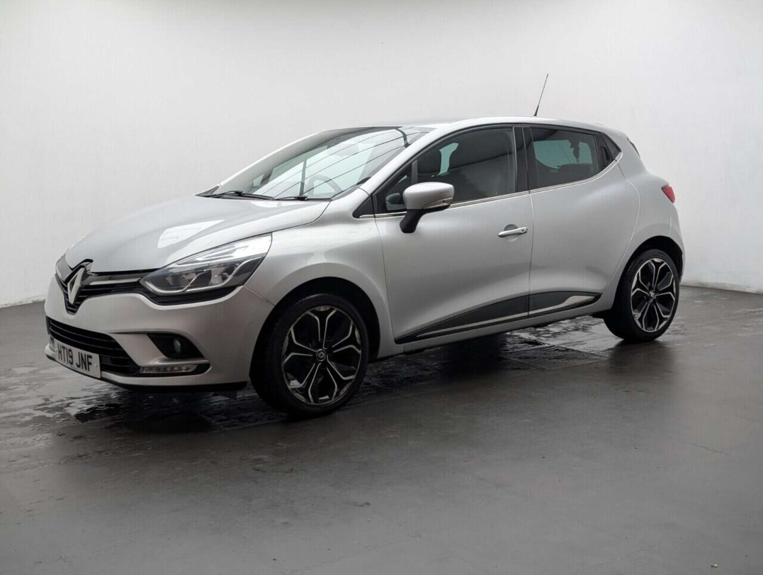 Used Renault Clio 2019 for sale - 77714368: Photo 15