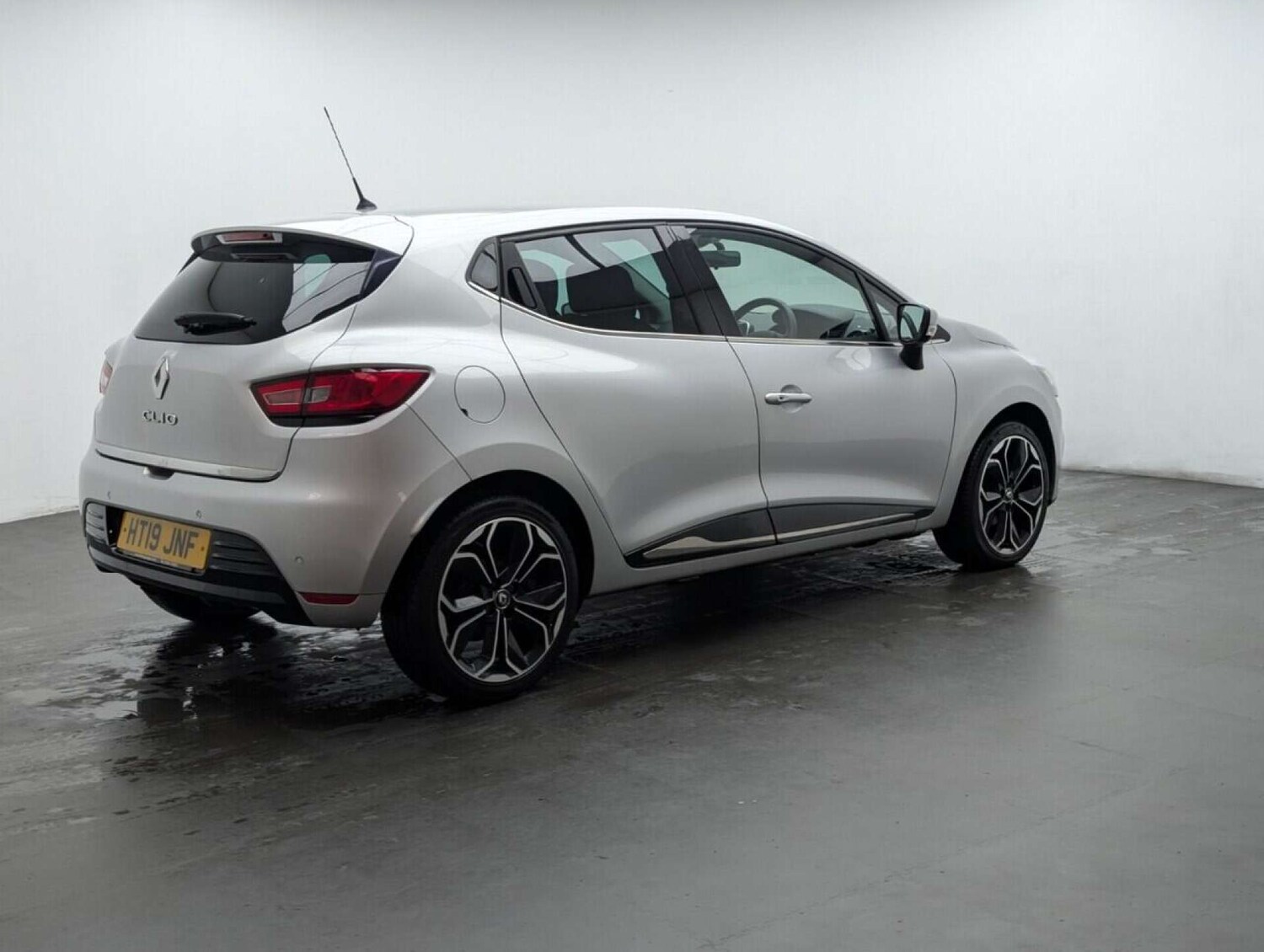 Used Renault Clio 2019 for sale - 77714368: Photo 19