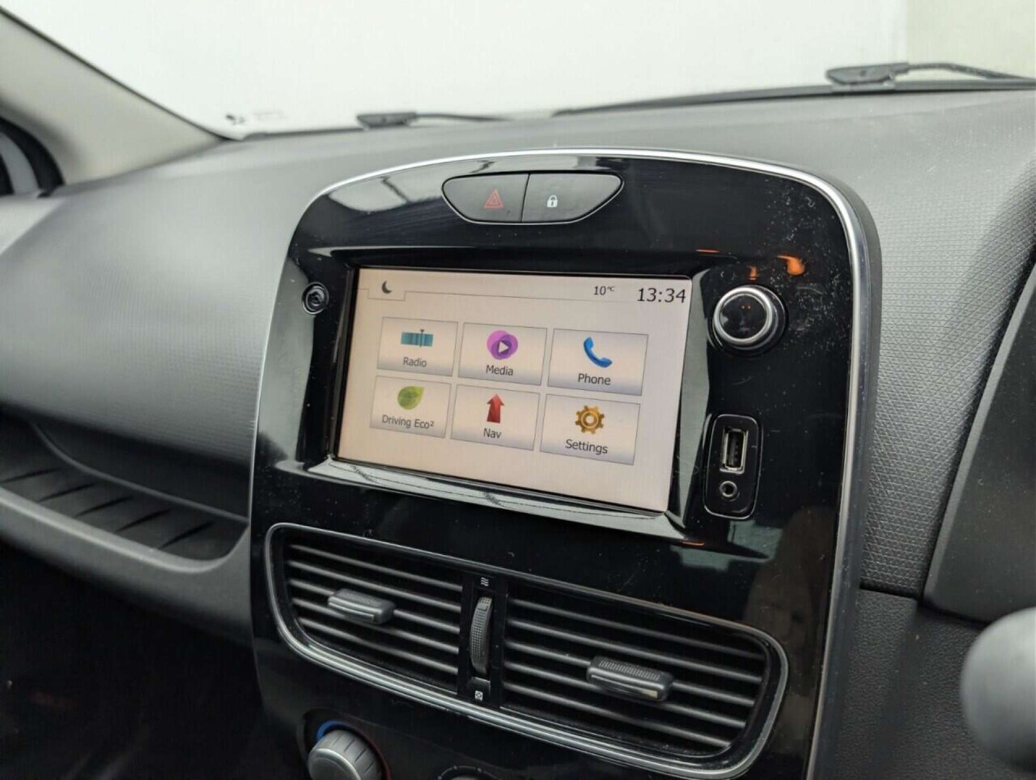 Used Renault Clio 2019 for sale - 77714368: Photo 24