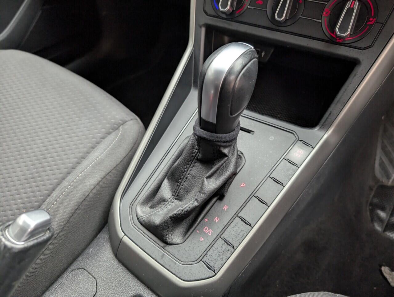 Used Volkswagen Polo 2020 for sale - 76743523: Photo 16