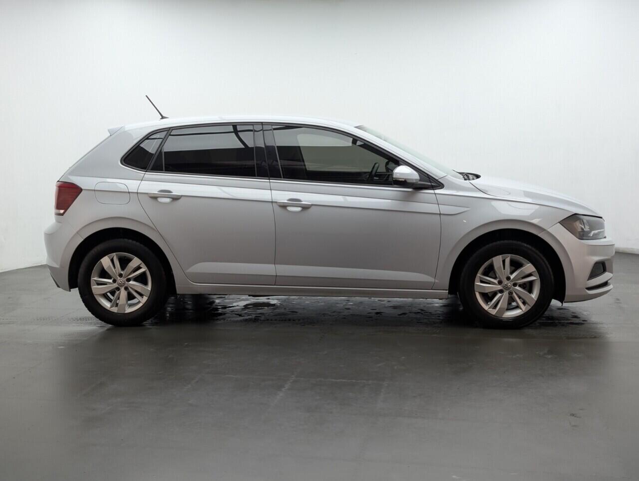 Used Volkswagen Polo 2020 for sale - 76743523: Photo 9