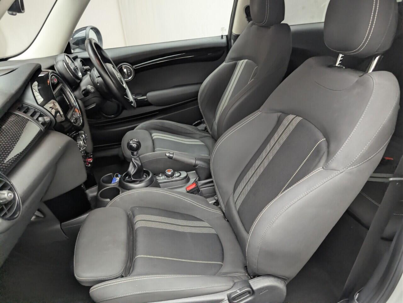 Used MINI Hatch 2017 for sale - 77695958: Photo 23
