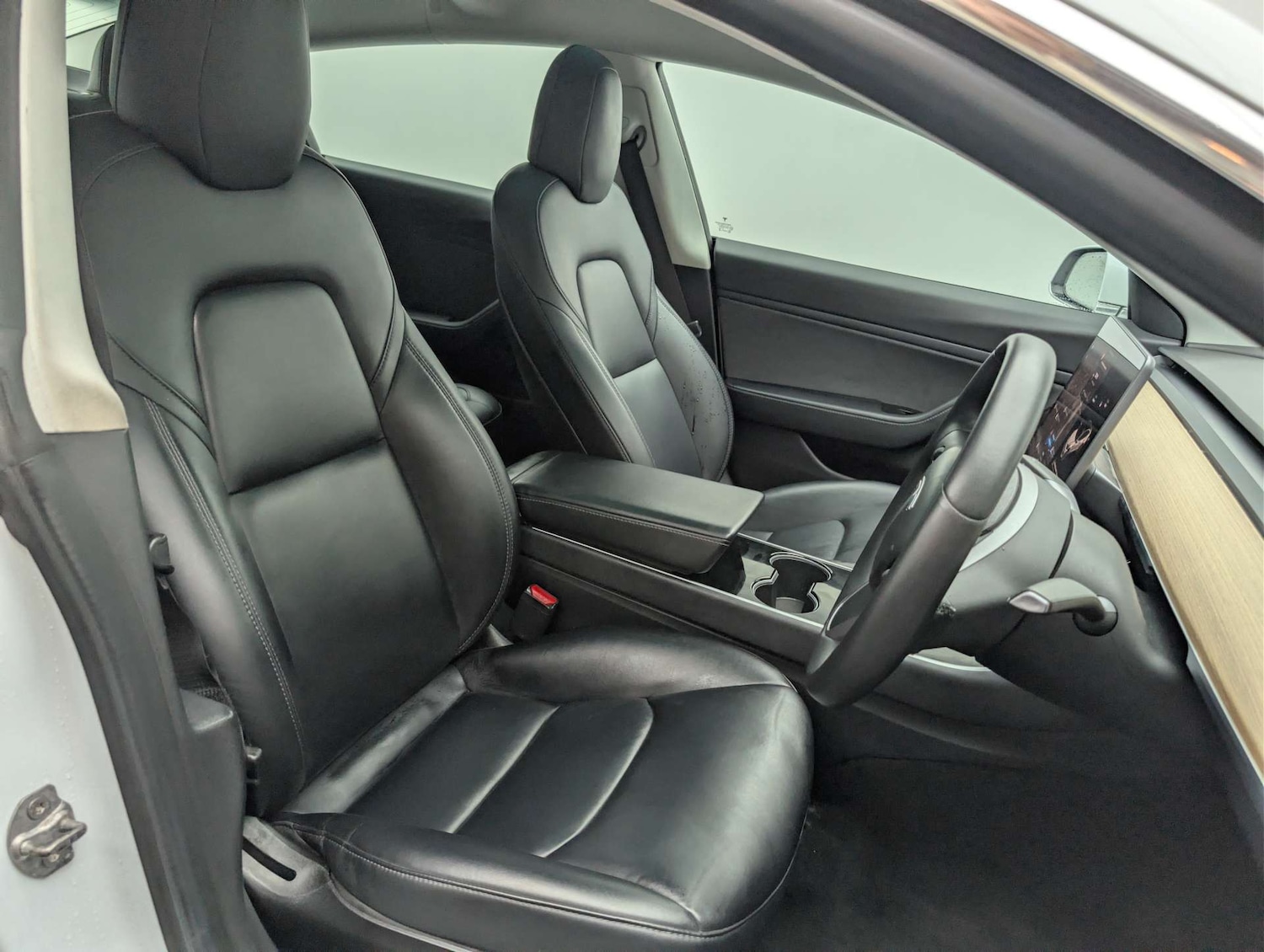 Used Tesla Model 3 2019 for sale - 77803677: Photo 27