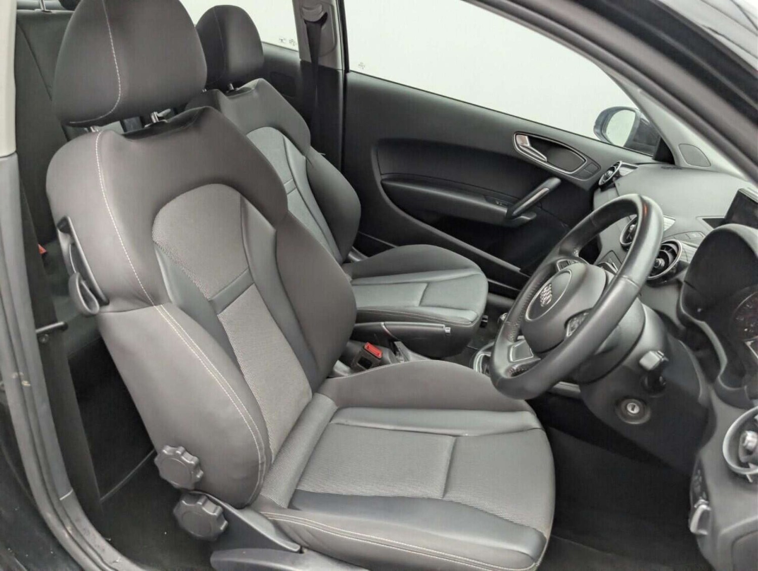 Used Audi A1 2017 for sale - 77714404: Photo 12