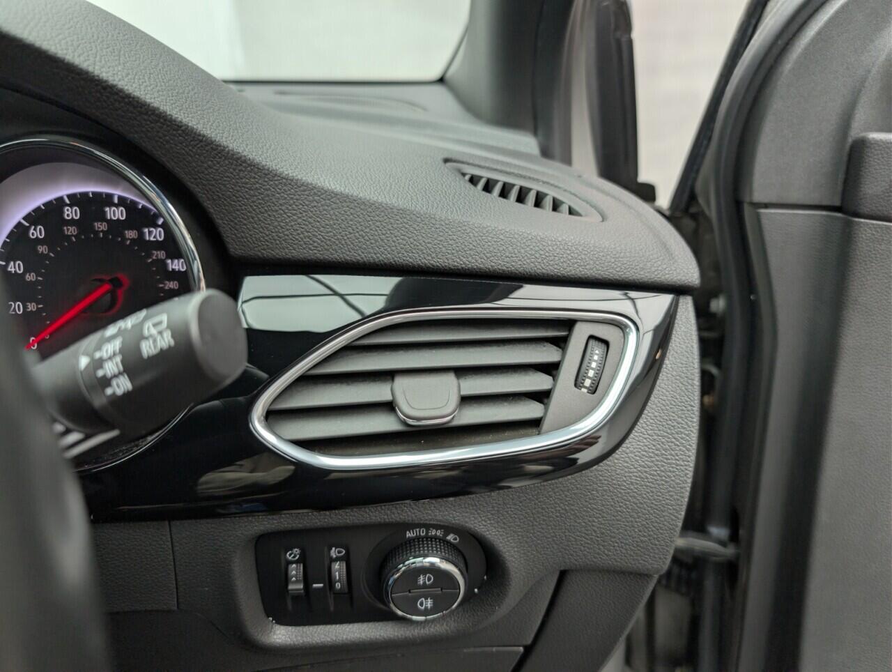 Used Vauxhall Astra for sale - 77672014: Photo 17