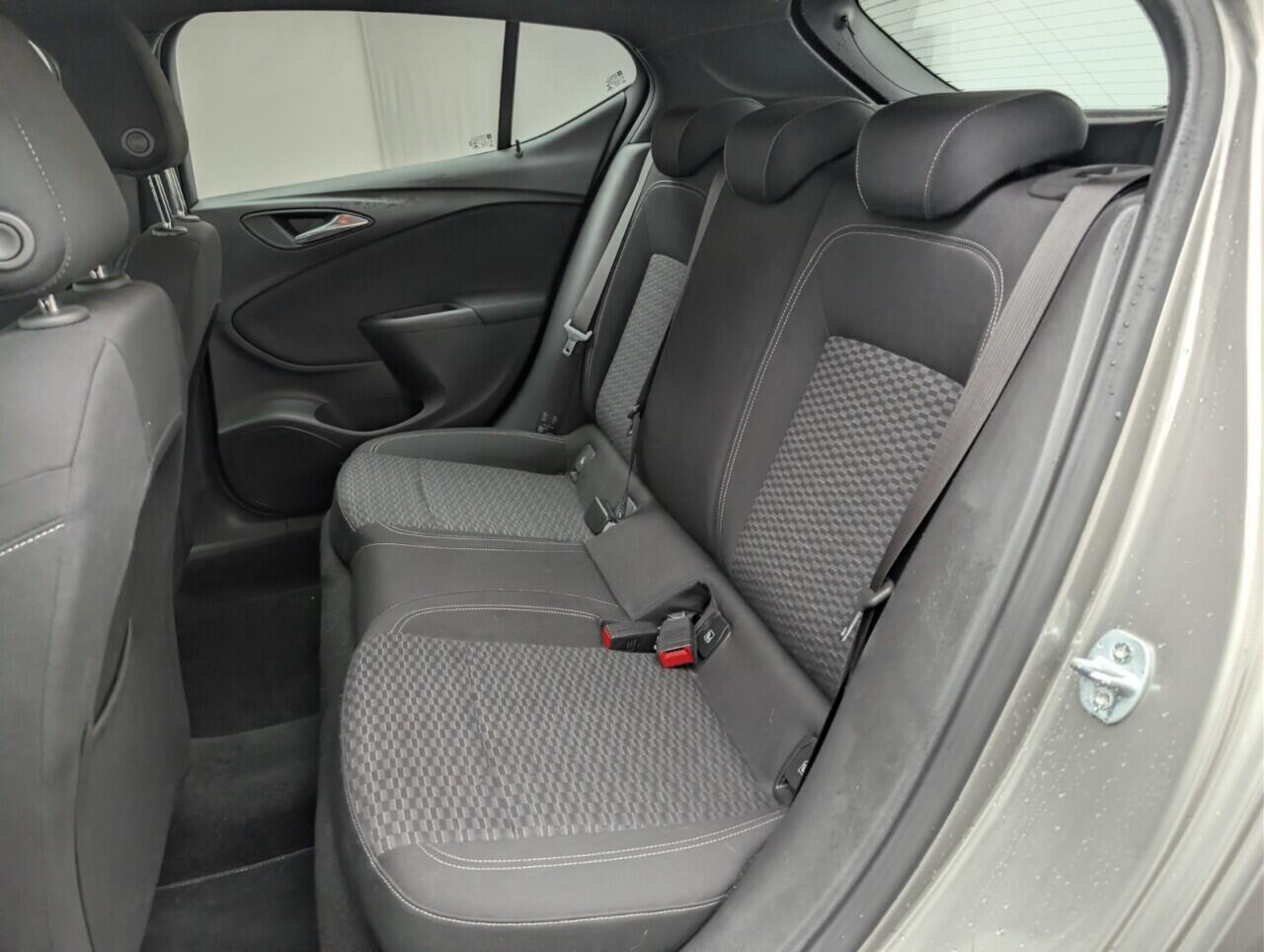 Used Vauxhall Astra for sale - 77672014: Photo 23