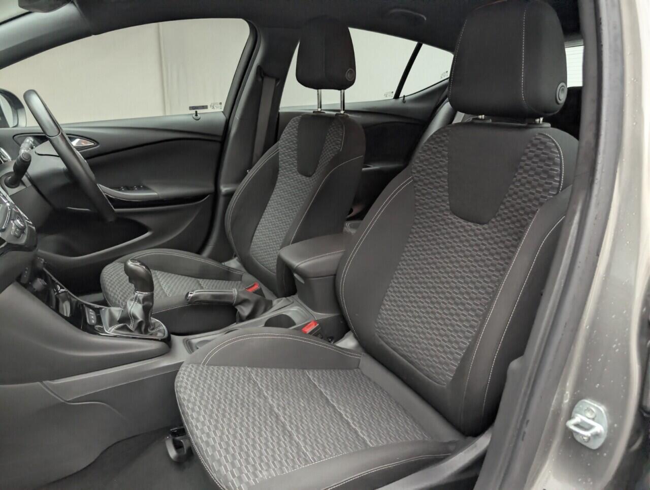 Used Vauxhall Astra for sale - 77672014: Photo 24