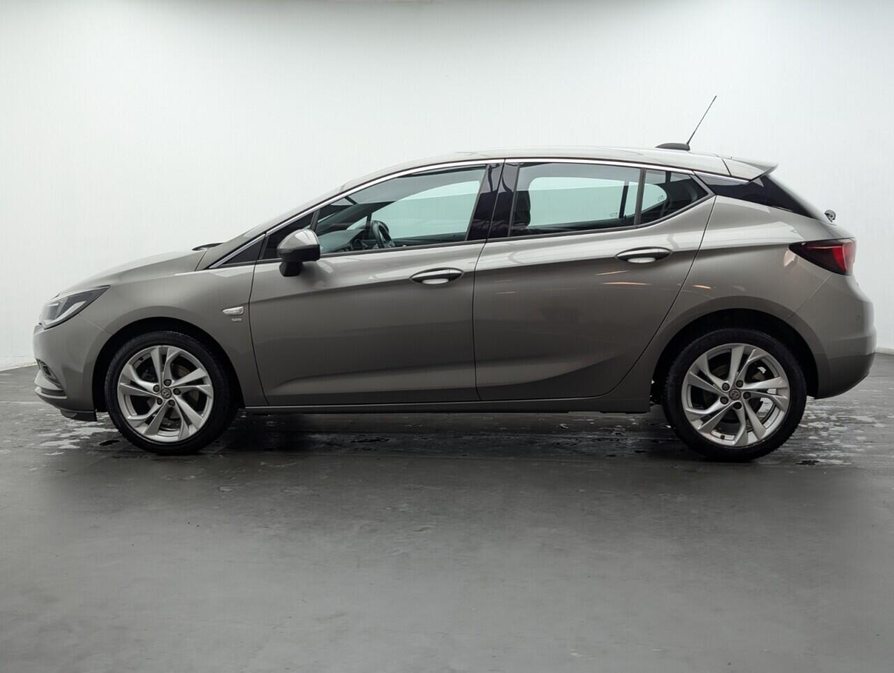 Used Vauxhall Astra for sale - 77672014: Photo 4