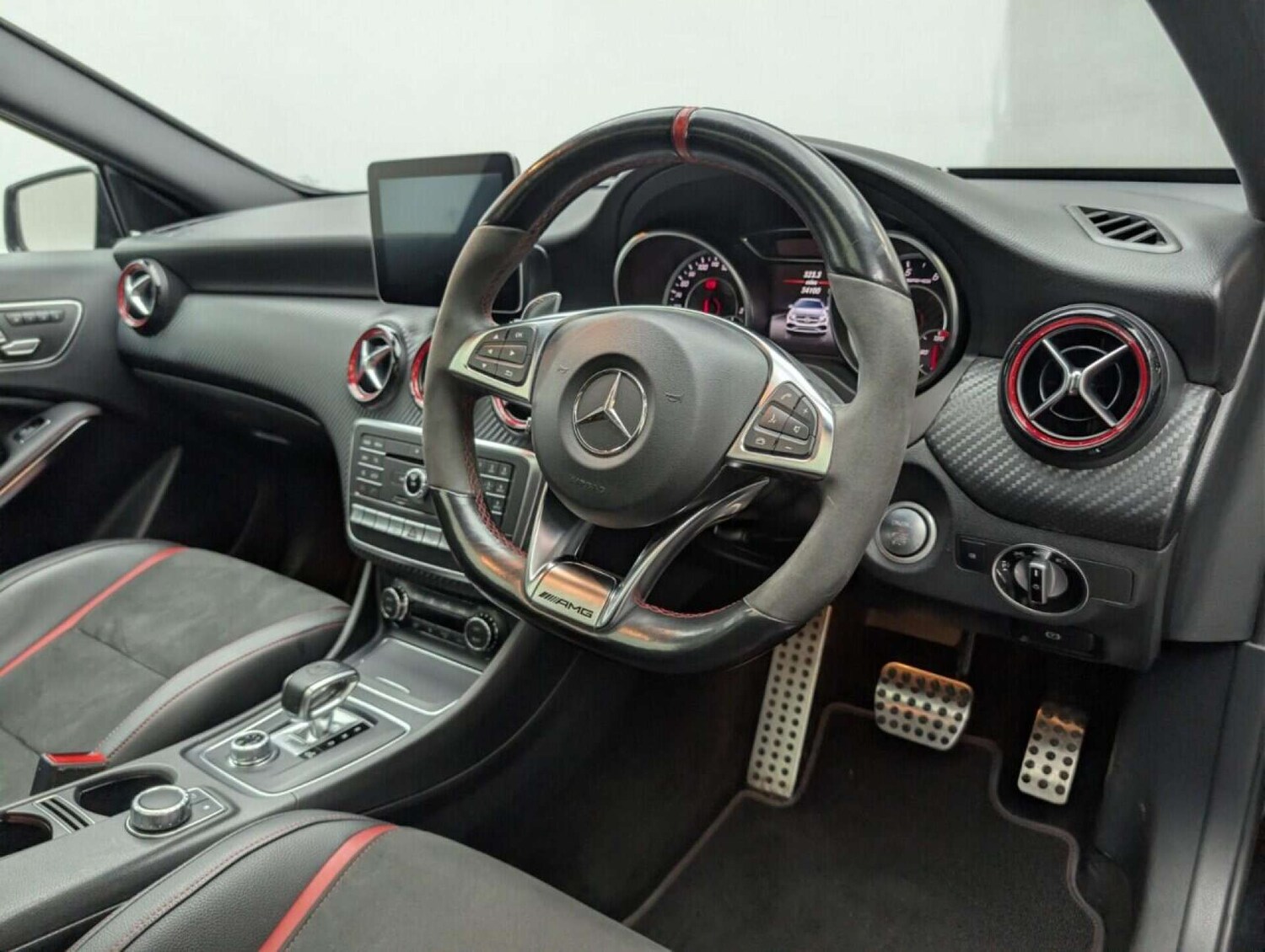 Used Mercedes-Benz A-Class 2016 for sale - 77714045: Photo 11