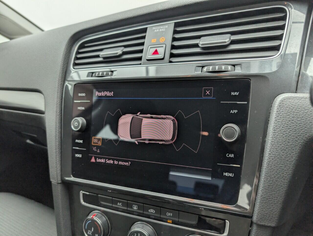 Used Volkswagen Golf 2018 for sale - 76645509: Photo 15