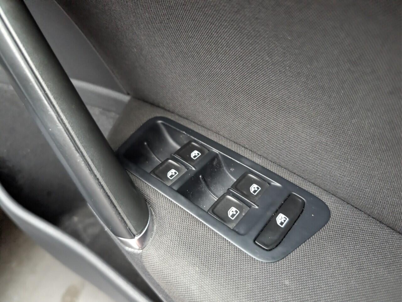 Used Volkswagen Golf 2018 for sale - 76645509: Photo 22