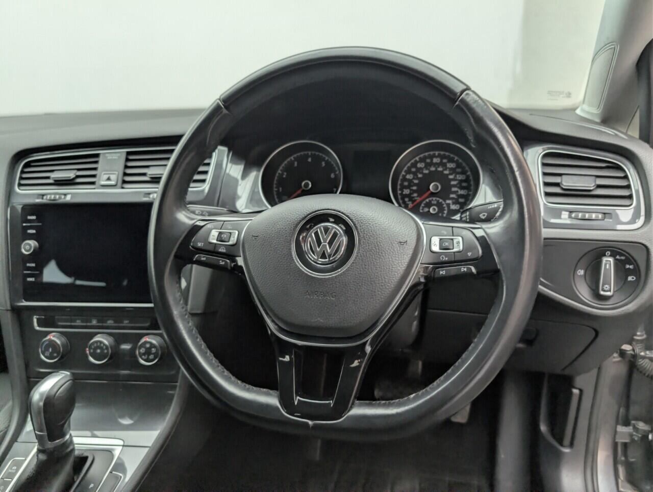 Used Volkswagen Golf 2018 for sale - 76645509: Photo 23