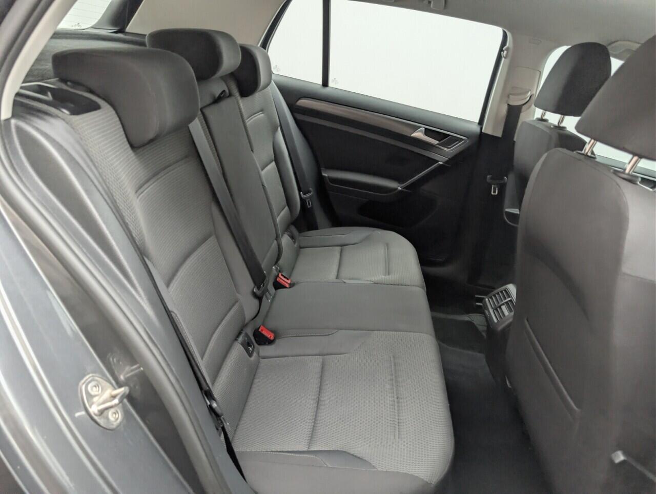 Used Volkswagen Golf 2018 for sale - 76645509: Photo 25