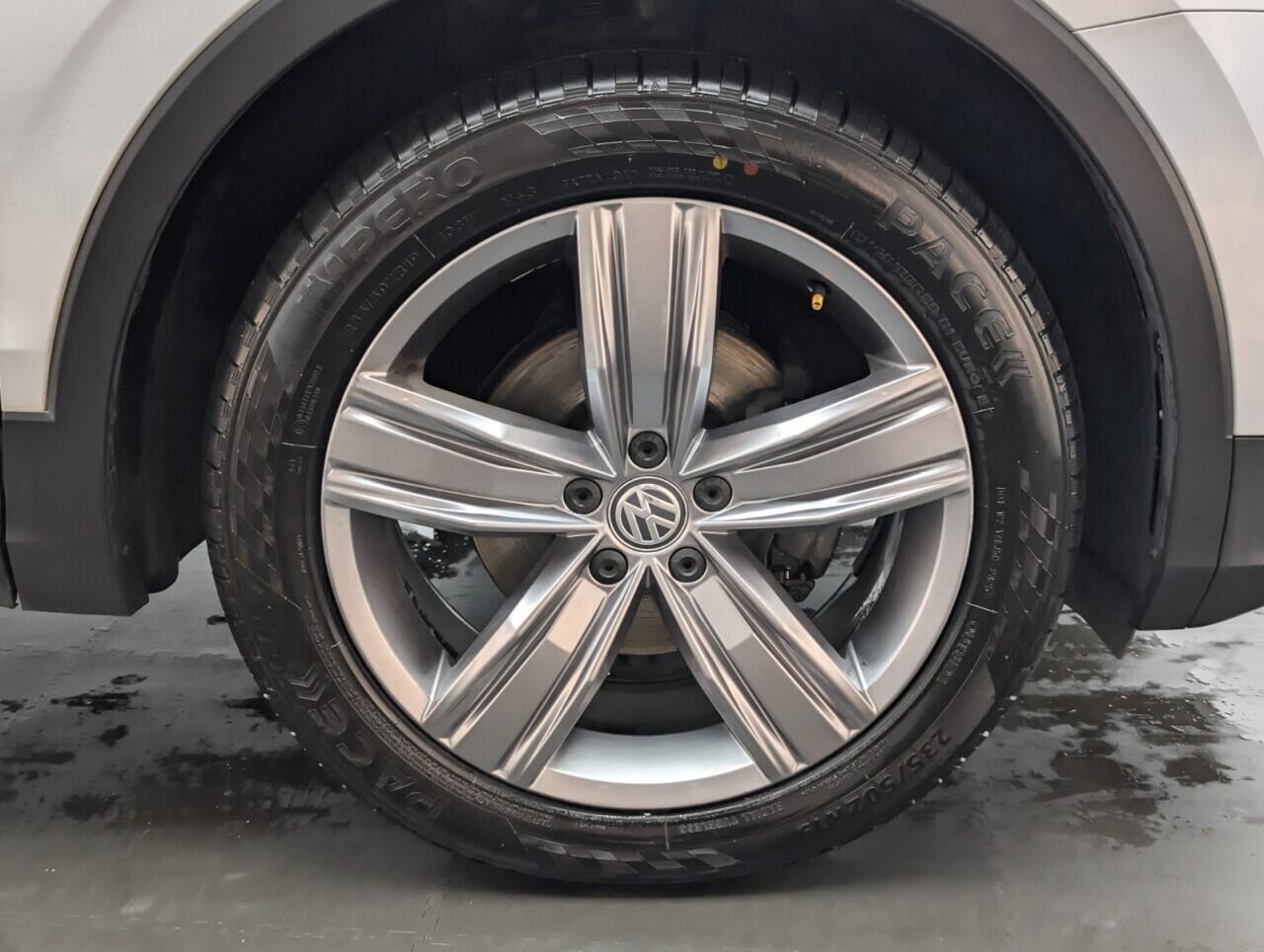 Used Volkswagen Tiguan 2018 for sale - 76424373: Photo 10