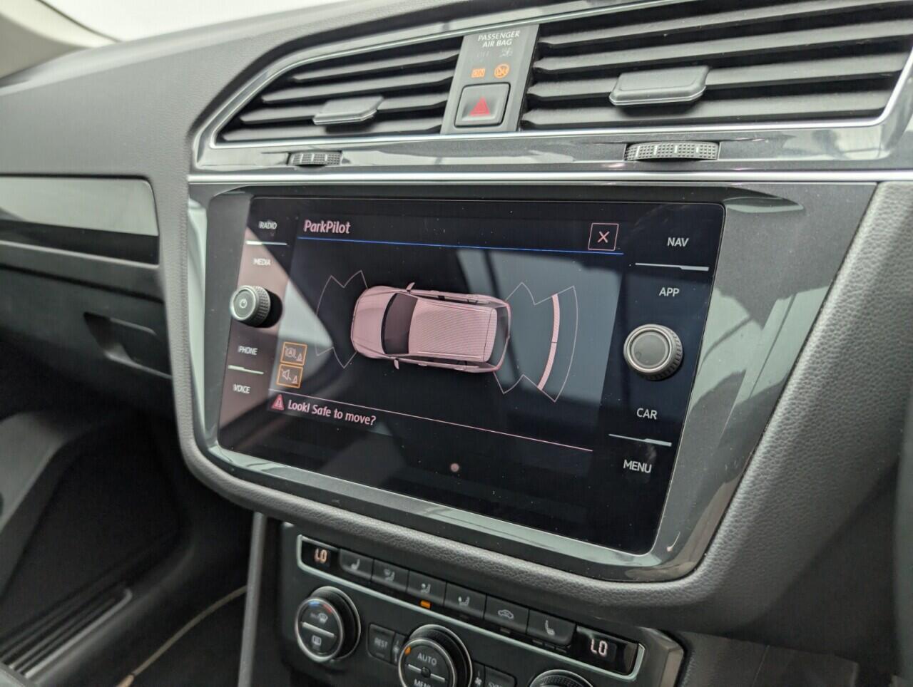 Used Volkswagen Tiguan 2018 for sale - 76424373: Photo 15