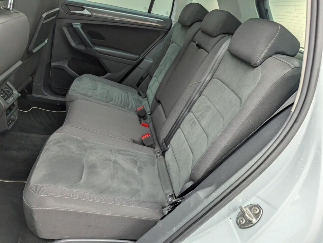 Used Volkswagen Tiguan 2018 for sale - 76424373: Photo 28