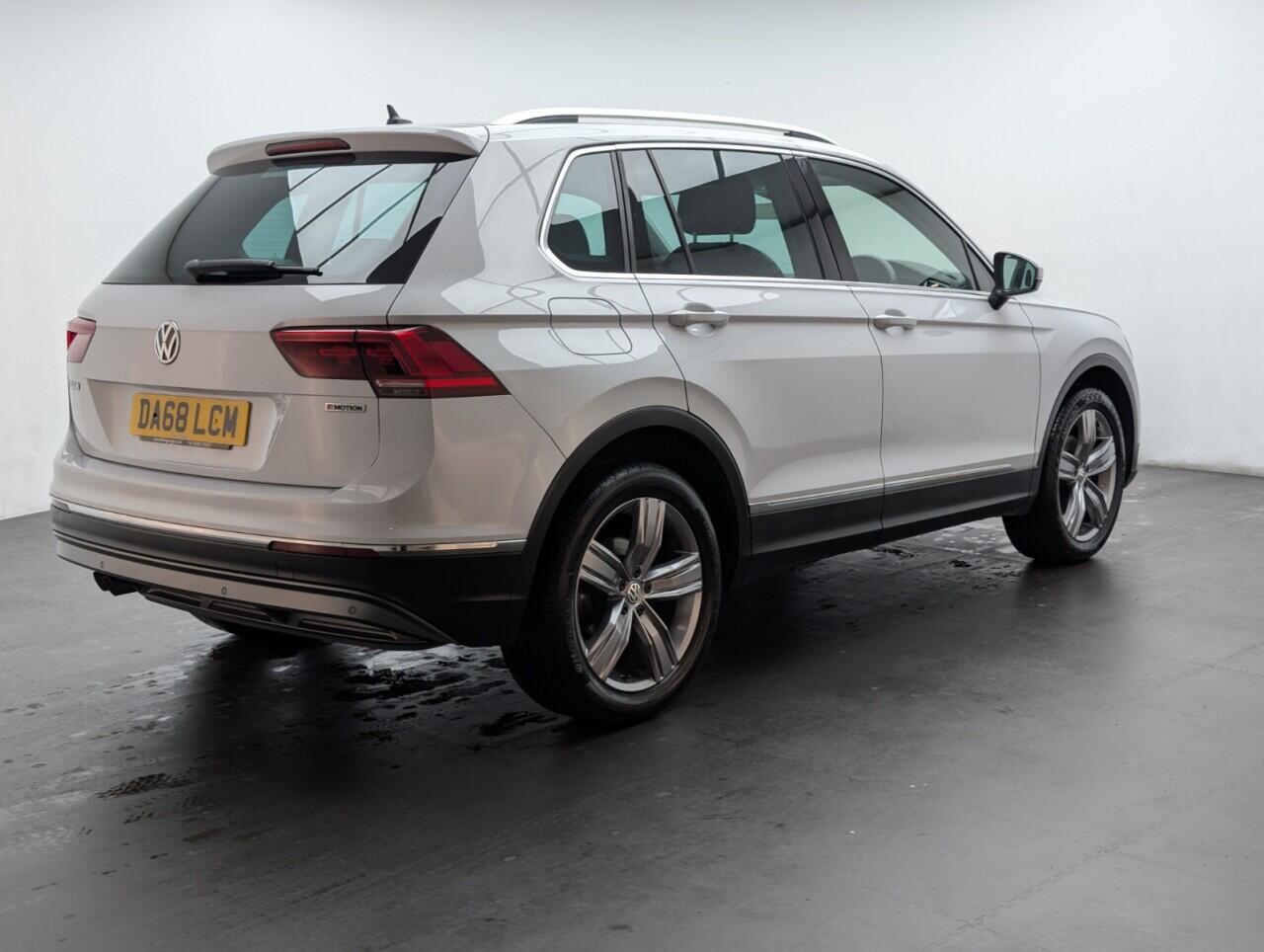 Used Volkswagen Tiguan 2018 for sale - 76424373: Photo 8